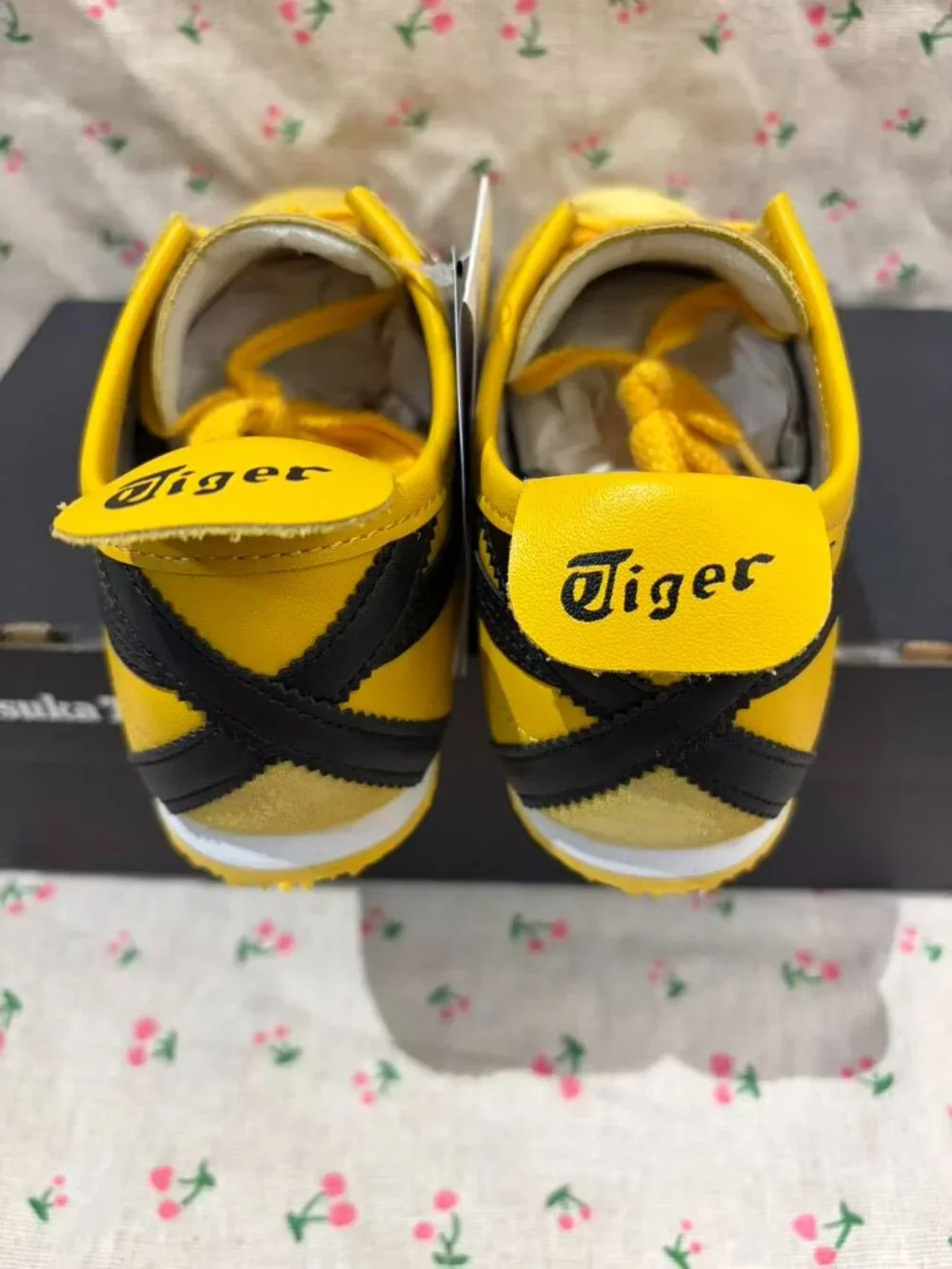Onitsuka Tiger by Asics Yellow and Black Classic Mexico 66 Flats